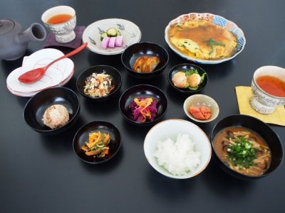 画像1: 【お取り寄せ】OWAN 応量器 5つ組 漆塗りお椀セット（応量椀/入れ子椀）納期は5営業日後